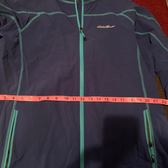 Eddie Bauer - Picture 3 of 8